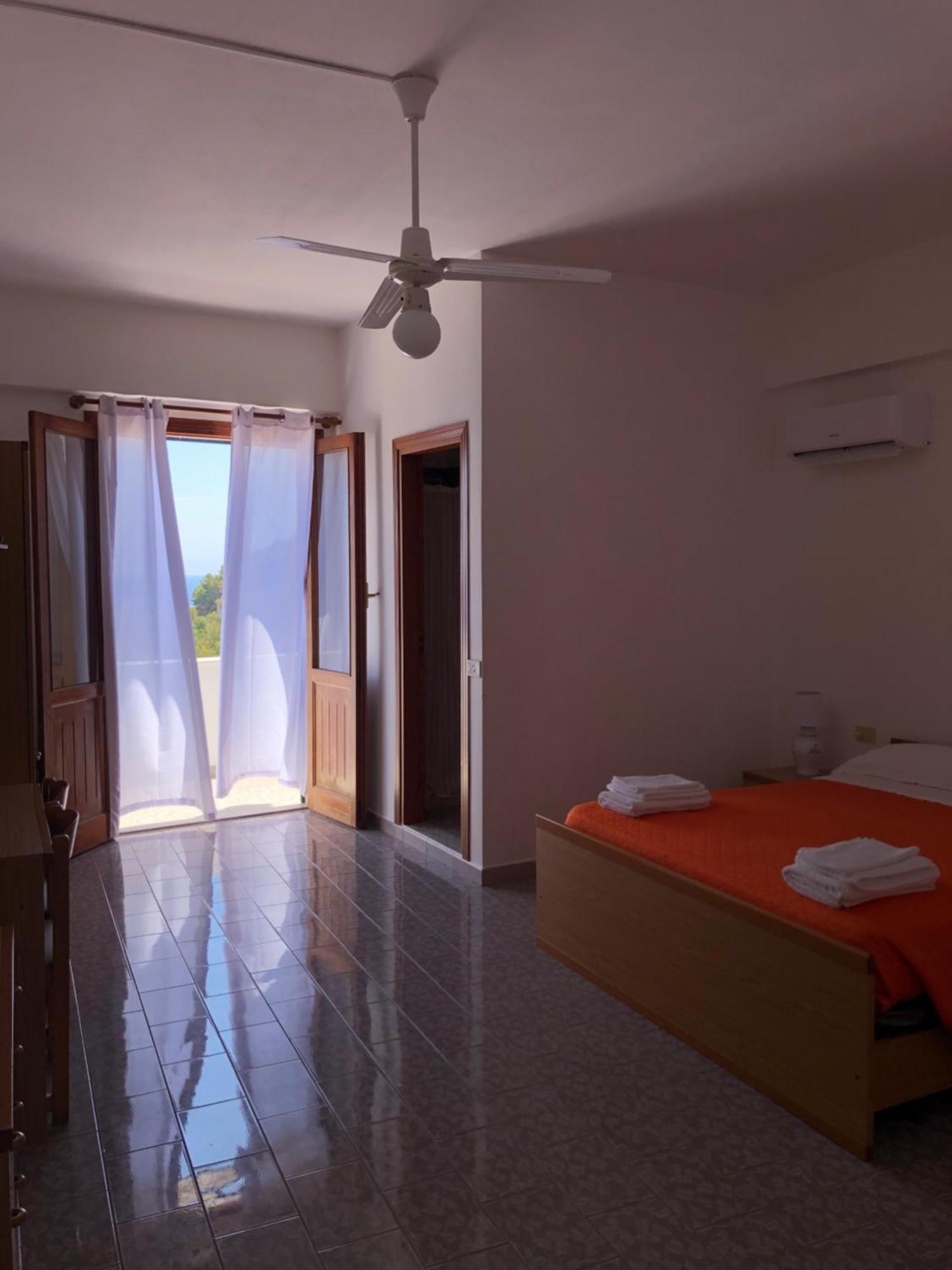 Hotel Ariston Isola di Ustica Buitenkant foto