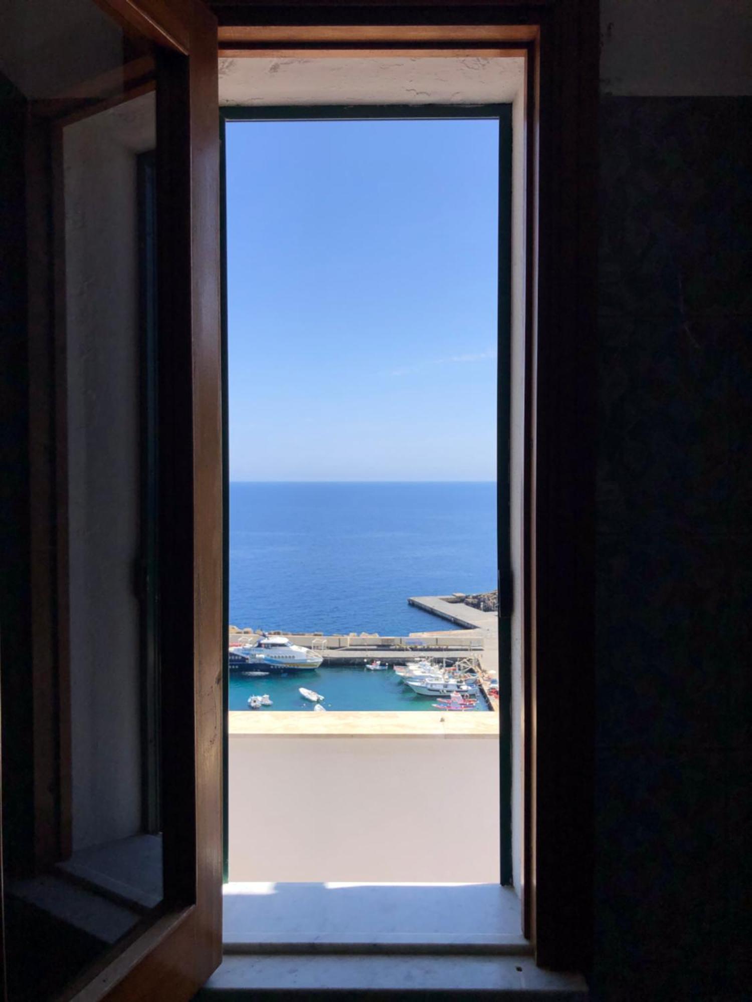 Hotel Ariston Isola di Ustica Buitenkant foto