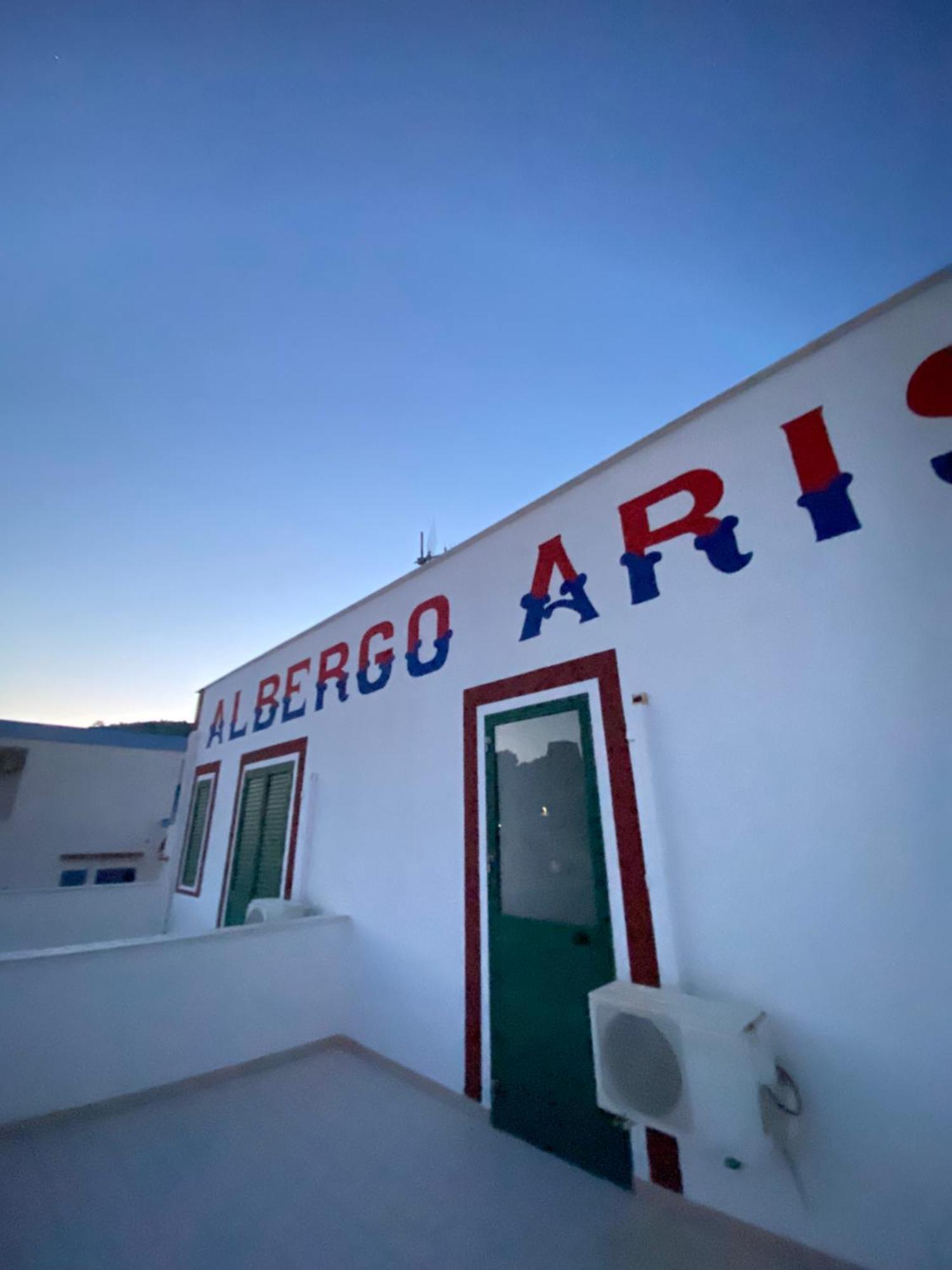 Hotel Ariston Isola di Ustica Buitenkant foto