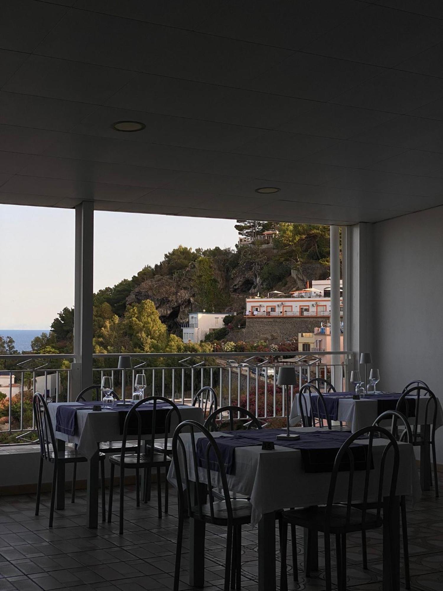 Hotel Ariston Isola di Ustica Buitenkant foto